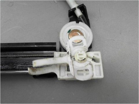 MECANISME LEVE-GLACE AVANT DROIT ALFA ROMEO 147 3P