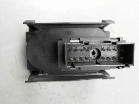 COMMANDE ECLAIRAGE FORD FIESTA 05-2008