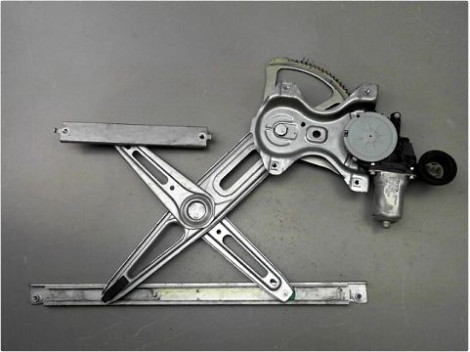 MECANISME LEVE-GLACE AVANT DROIT TOYOTA YARIS II 05-09