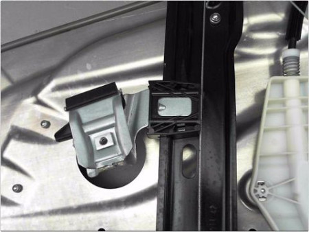 MECANISME LEVE-GLACE AVANT GAUCHE MERCEDES CLASSE C 2011-2014