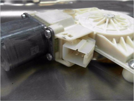 MECANISME LEVE-GLACE AVANT GAUCHE MERCEDES CLASSE C 2011-2014