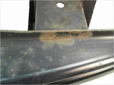 RENFORT PARE-CHOC ARRIERE  VOLKSWAGEN PASSAT 05-10