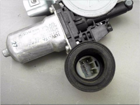 MECANISME LEVE-GLACE AVANT DROIT TOYOTA YARIS II 05-09