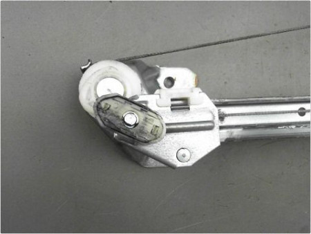 MECANISME LEVE-GLACE ARRIERE DROIT OPEL ZAFIRA (B) 08-14