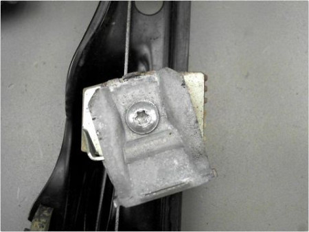 MECANISME LEVE-GLACE AVANT GAUCHE VOLKSWAGEN PASSAT SW 2010-