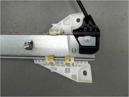 MECANISME LEVE-GLACE AVANT DROIT MAZDA MAZDA 2 II 2007-2011