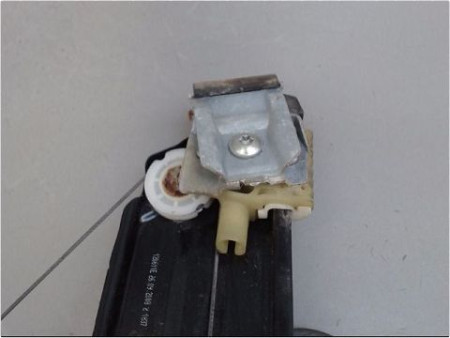 MECANISME LEVE-GLACE AVANT GAUCHE VOLKSWAGEN GOLF VI 08-13