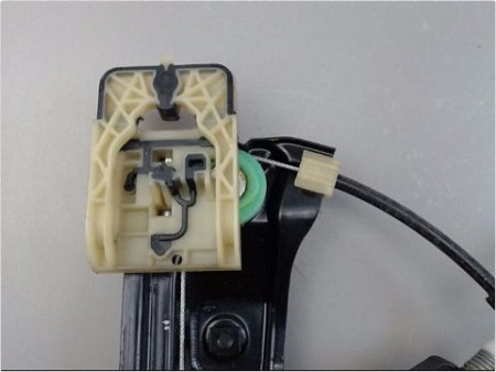 MECANISME LEVE-GLACE AVANT GAUCHE FORD FOCUS III BREAK 11-15