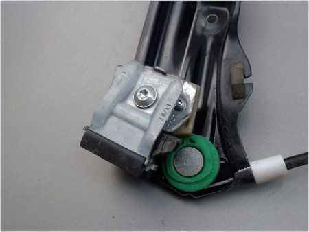 MECANISME LEVE-GLACE AVANT DROIT VOLKSWAGEN PASSAT SW 05-10