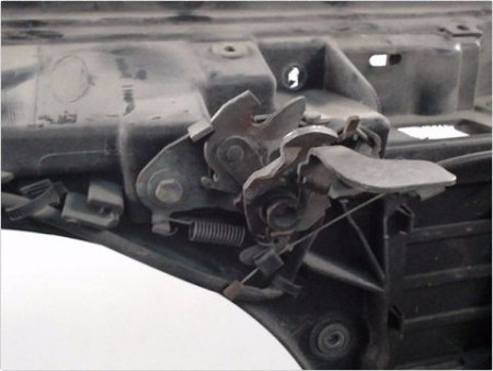 FACE AVANT PEUGEOT 607 99-2004