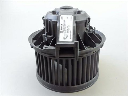 MOTEUR VENTILATEUR CHAUFFAGE FORD FIESTA 08-12