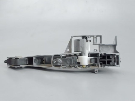 POIGNEE EXTERIEURE PORTE AVANT DROIT PEUGEOT 5008 2009-2013