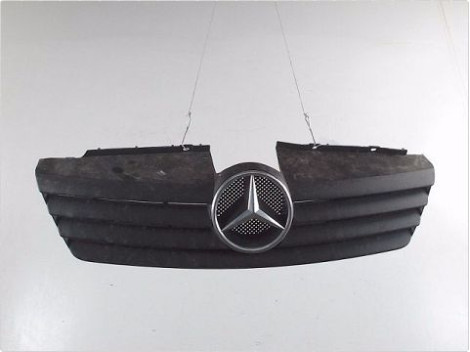 CALANDRE MERCEDES VANEO 2002-05