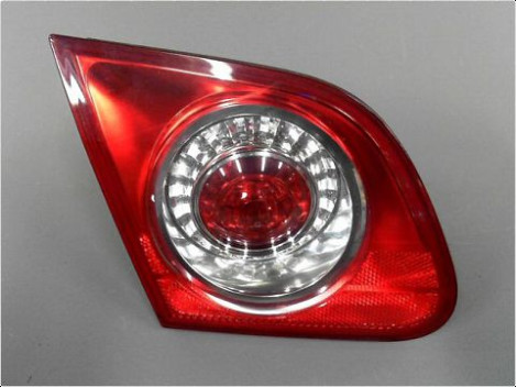 FEU ARRIERE INTERIEUR GAUCHE VOLKSWAGEN PASSAT 05-10