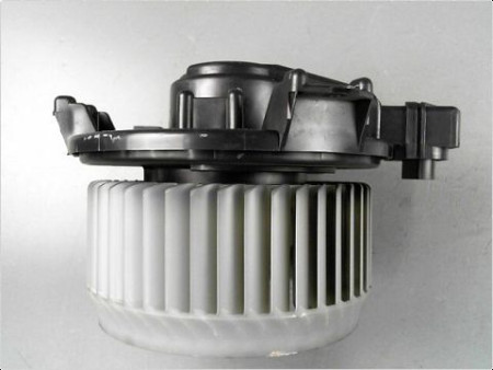 MOTEUR VENTILATEUR CHAUFFAGE SUZUKI SWIFT 05-11