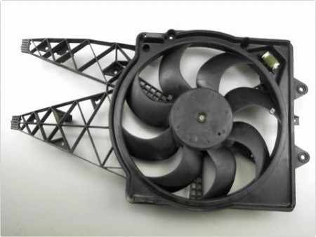 MOTEUR VENTILATEUR RADIATEUR FIAT GRANDE PUNTO