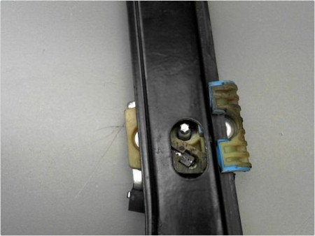 MECANISME LEVE-GLACE AVANT GAUCHE VOLKSWAGEN JETTA 05-10