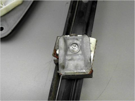 MECANISME LEVE-GLACE AVANT GAUCHE VOLKSWAGEN JETTA 05-10