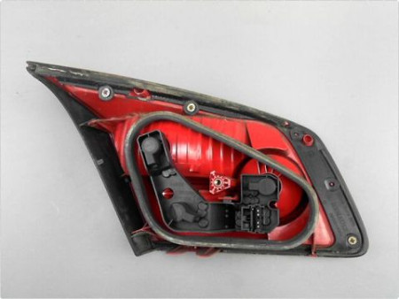 FEU ARRIERE INTERIEUR DROIT RENAULT VELSATIS 02-05