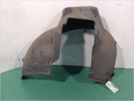 PARE-BOUE ARRIERE GAUCHE AUDI A4 99-2001