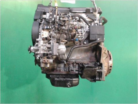 MOTEUR DIESEL RENAULT TRAFIC 2.5 D