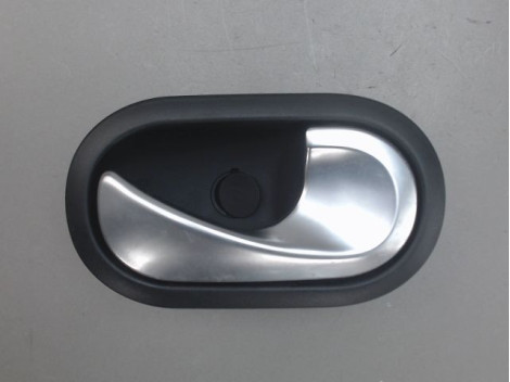 POIGNEE INTERIEURE PORTE AVANT DROIT RENAULT TWINGO