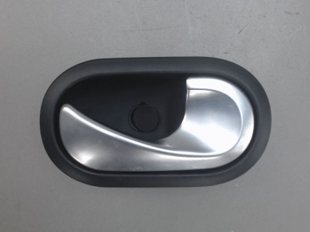 POIGNEE INTERIEURE PORTE AVANT DROIT RENAULT TWINGO