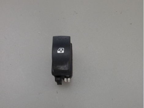 COMMANDE LEVE-GLACE PORTE AVD RENAULT CLIO