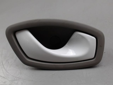 POIGNEE INTERIEURE PORTE AVANT DROIT RENAULT ZOE