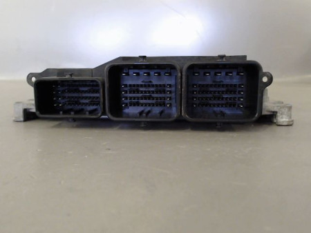 CALCULATEUR MOTEUR PEUGEOT EXPERT
