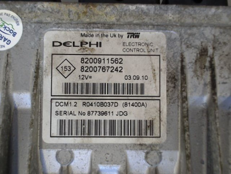 CALCULATEUR MOTEUR RENAULT CLIO