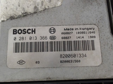 CALCULATEUR MOTEUR RENAULT MEGANE