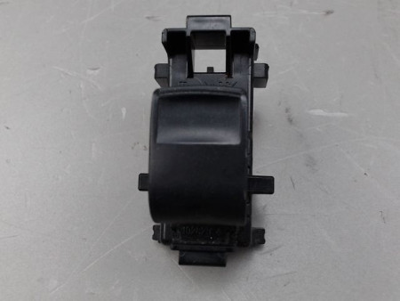 COMMANDE LEVE-GLACE PORTE AVD TOYOTA U.CRUISER