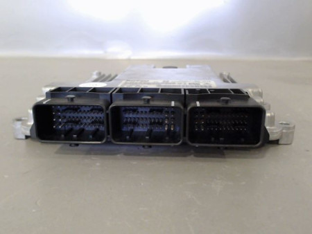 CALCULATEUR MOTEUR PEUGEOT 407