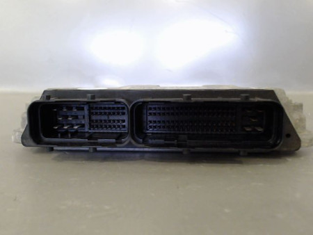 CALCULATEUR MOTEUR PEUGEOT 107