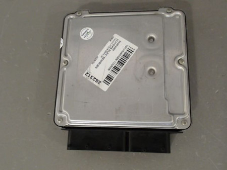 CALCULATEUR MOTEUR VOLKSWAGEN TOURAN