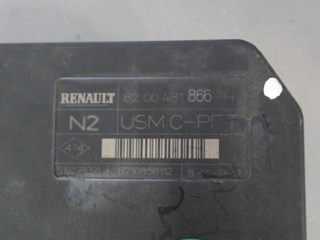 BOITE A FUSIBLES RENAULT MEGANE