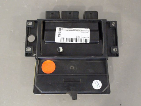 CALCULATEUR MOTEUR RENAULT CLIO