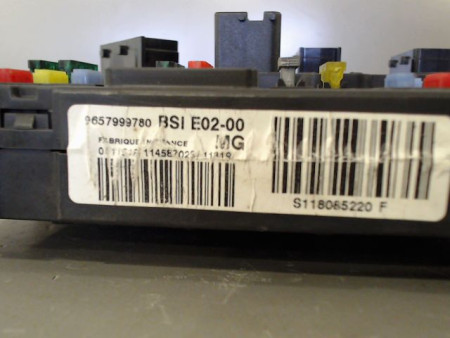 BOITIER GESTION HABITACLE PEUGEOT 206