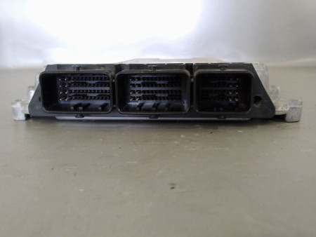 CALCULATEUR MOTEUR RENAULT ESPACE