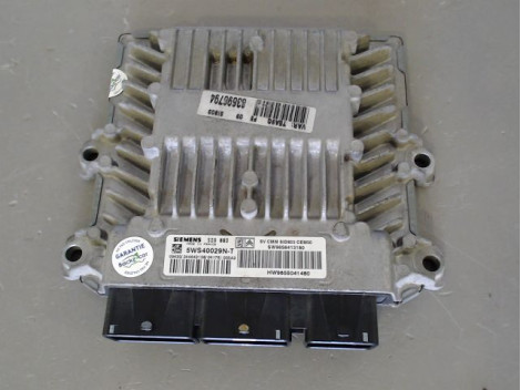 CALCULATEUR MOTEUR PEUGEOT 307