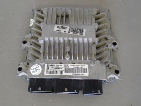 CALCULATEUR MOTEUR PEUGEOT 307
