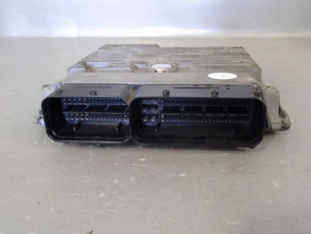 CALCULATEUR MOTEUR VOLKSWAGEN POLO