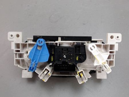 COMMANDE DE CHAUFFAGE DACIA SANDERO