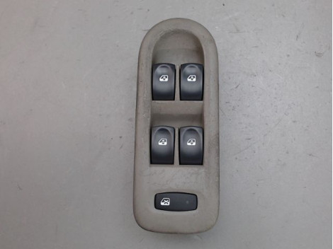COMMANDE LEVE-GLACE PORTE AVG RENAULT CLIO