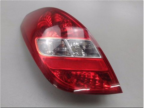 FEU ARRIERE GAUCHE  HYUNDAI I 20 09-12