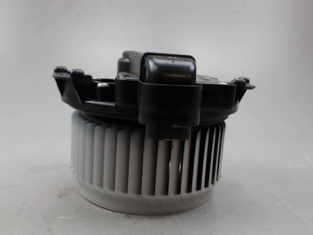 MOTEUR VENTILATEUR CHAUFFAGE TOYOTA U.CRUISER
