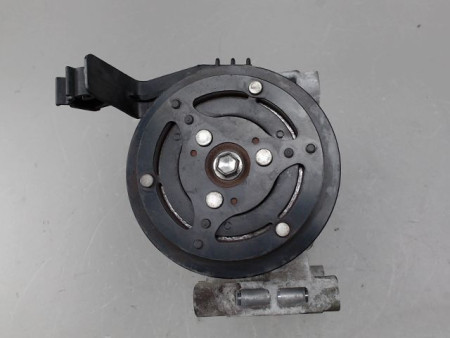 COMPRESSEUR AIR CONDITIONNE FORD KA