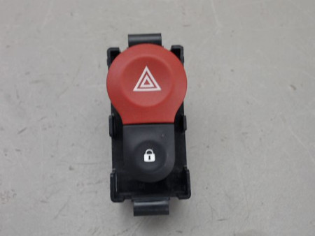 BOUTON DE WARNING RENAULT KANGOO
