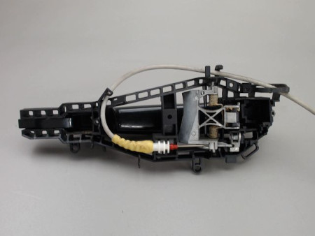 POIGNEE EXTERIEURE PORTE AVANT DROIT B.M.W. SERIE 1